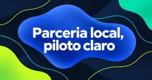 Capa editorial com a frase “Parceria local, piloto claro” em branco e formas azul, lima e turquesa sobre navy.