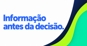 Frase Informação antes da decisão. em azul sobre branco, com curvas navy, verde-lima e turquesa.